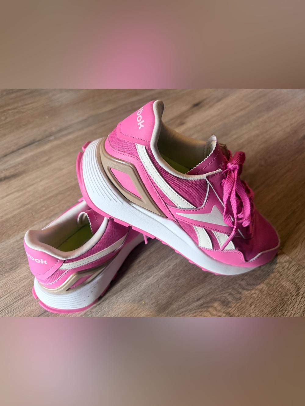 Reebok Women's Pink and Cream Athletic Sneakers
